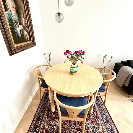Appartement Luxurious Beautiful Boutique Apartment,